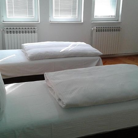 Apartment Villa Merci Сараево Экстерьер фото