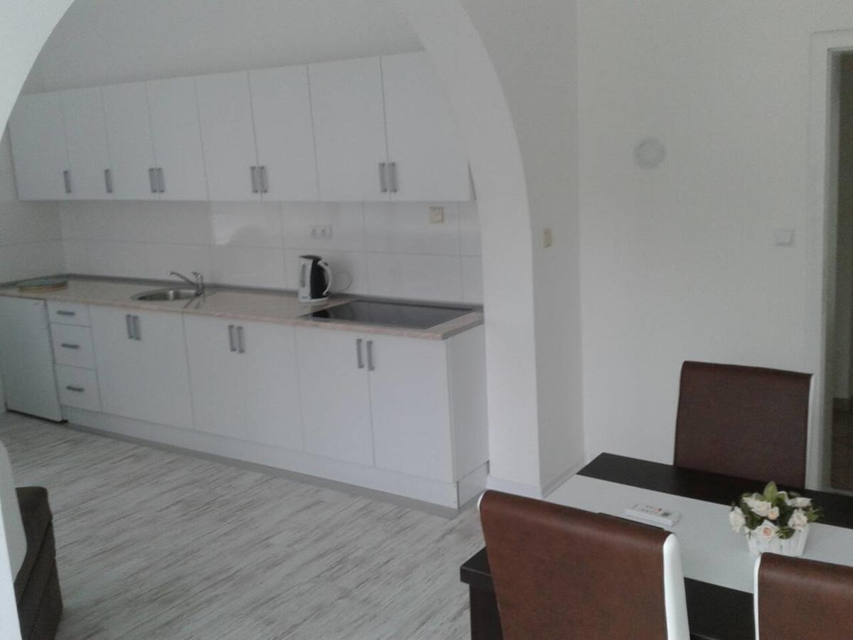 Apartment Villa Merci Сараево Экстерьер фото
